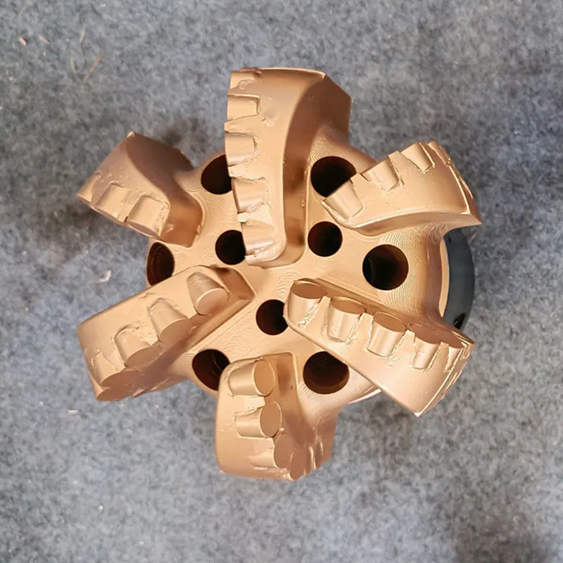 9 5/8 (244.5mm) Ματρίκη Πολυκρυσταλλικό Διαμαντένιο Τρυπάνι 6 5/8 API PDC Κέντρο Λίγο μαλακό έως σκληρό