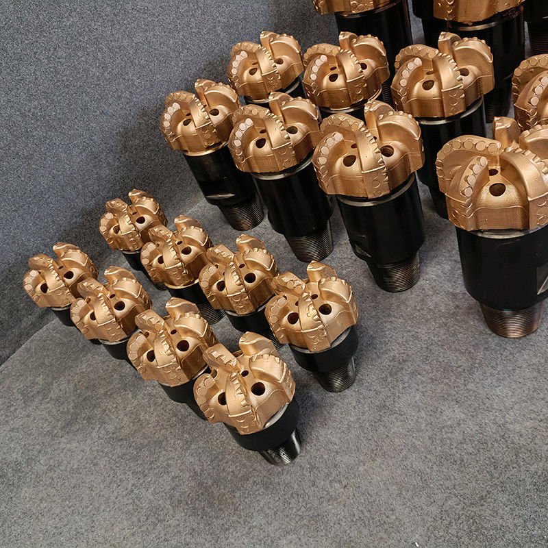 4 3/4 (120.6mm) Χάλυβα Σώμα Βρύσης νερού PDC Μείγματα Διάμετρος Δομή με σύνδεση API