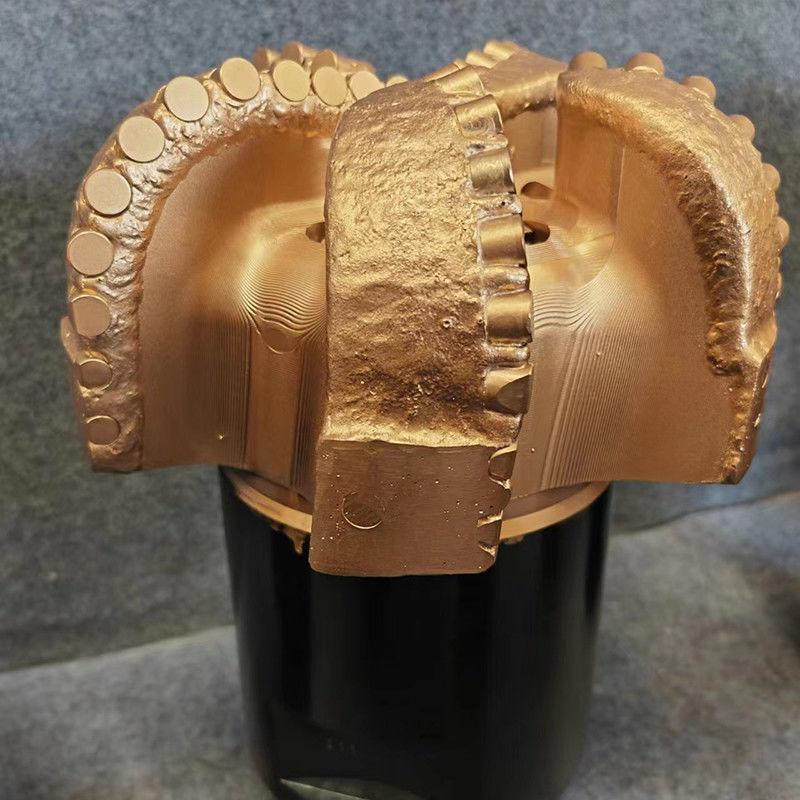 3 1/2 (88.9mm) Καρβιδιοχάλυβα Σταθερό κόπτη Μικρό νερό καλάθι PDC Μικρό τρυπάνι ISO9001