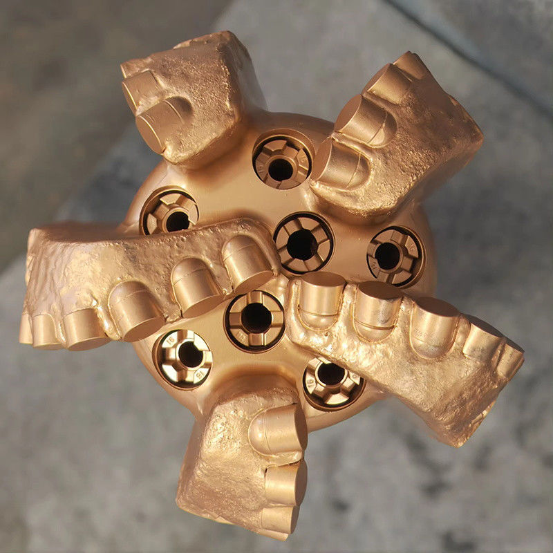 Σχεδιασμός προσαρμοσμένων μονάδων ελέγχου βαθμού πολυμερισμού για σύνδεση API 5 1/2' 17 2/1