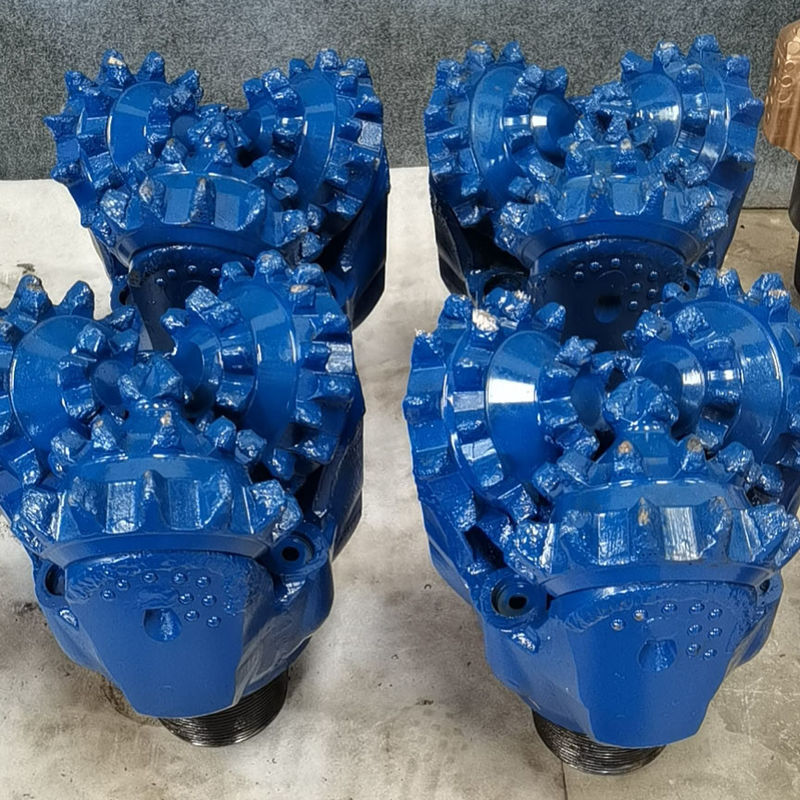 9 5/8 ιντσών Carbide Roller Bearing Tricone Bit για μεσαία σκληρή συμπιεστική αντοχή σχηματισμοί στην κατασκευή