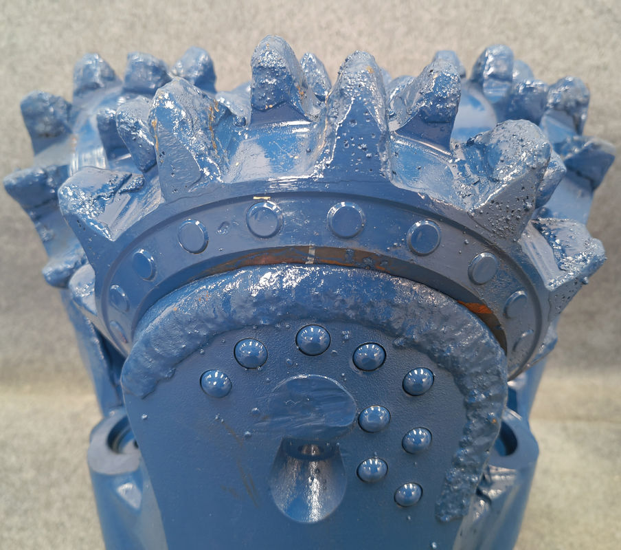 14 3/4 ιντσών Δυνατότητα συμπίεσης Μέσα σκληρά σχηματισμοί Προσαρμοσμένα δοντιστά κομμάτια άλεσης