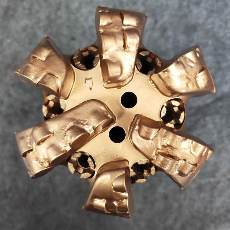 Προσαρμόσιμες 200mm 6 λεπίδες νεροκρύβος Pdc Bits με ακροφύσιο και σταθερό τύπο κοπής κόπτη