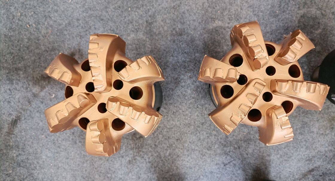 ΠΔΚ Μπιτ 5 λεπίδες Χάλυβα Δόντι Τρικόν Μπιτ Εργαλεία γεωτρήσεις πετρελαίου ΠΔΚ Μπιτ για γεωτρήσεις πετρελαίου