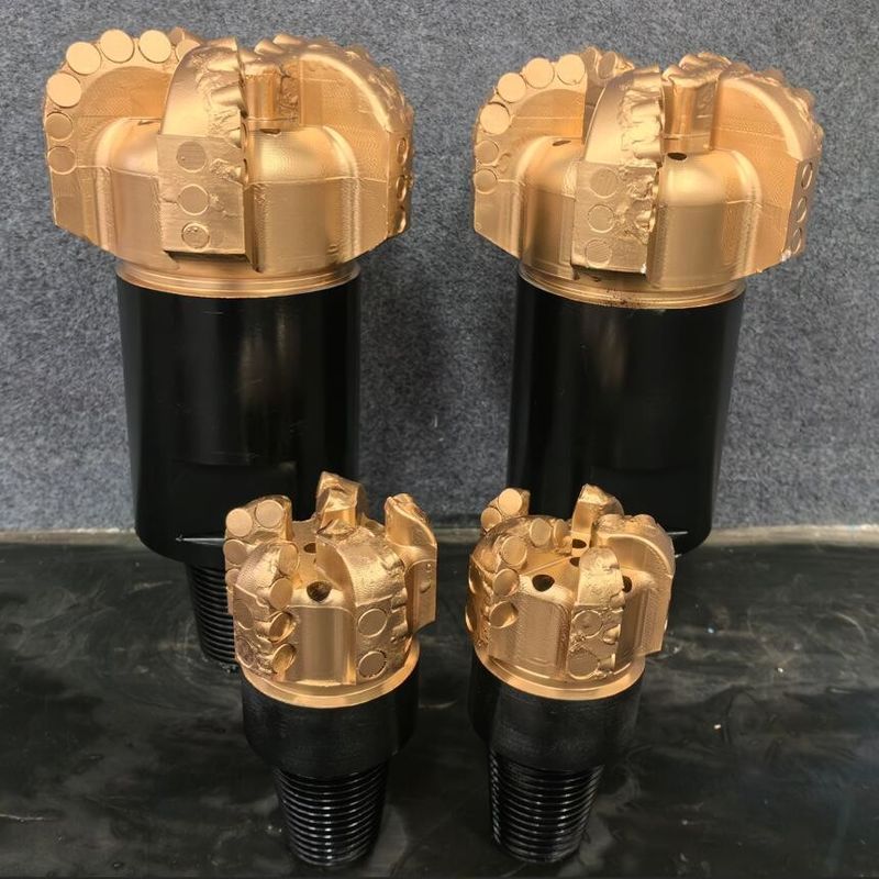 Πυρήνες για το πετρώμα PDC Diamond Bit Alloy Carbon Steel για την εξόρυξη άνθρακα