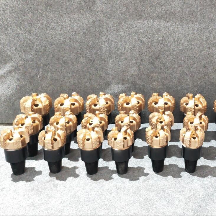 Πυρήνες για το πετρώμα PDC Diamond Bit Alloy Carbon Steel για την εξόρυξη άνθρακα